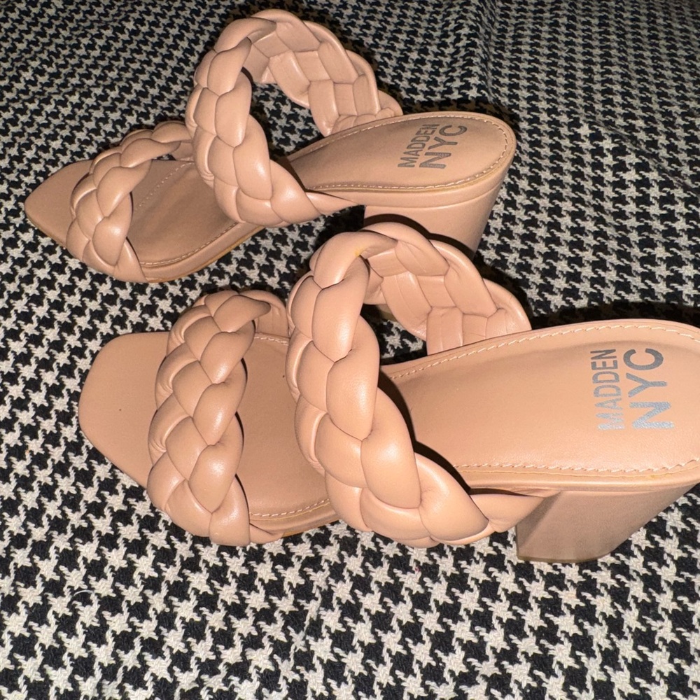 Never used totally new cute sandals